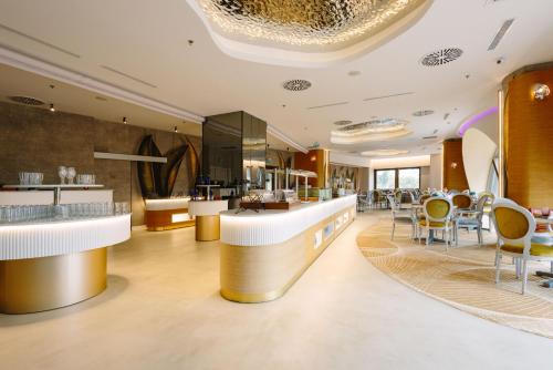 Hotel International