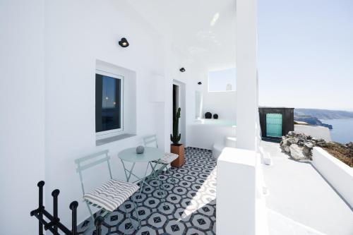 Surupo Suites, Imerovigli (photo 8)