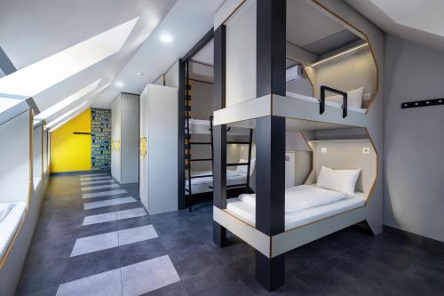 The Hive Party Hostel Budapest - image 4