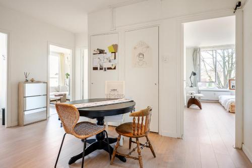 Stunning artist zen guest suite at heart of Amsterdam, Amsterdam (photo 8)