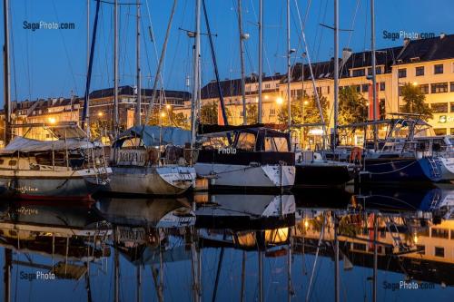 F3 Central, Bright and Quiet in Caen, Caen (Foto 3)