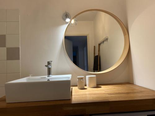 F3 Central, Bright and Quiet in Caen, Caen (Foto 6)