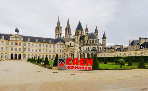 F3 Central, Bright and Quiet in Caen, Caen (Foto 8)