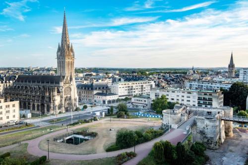 F3 Central, Bright and Quiet in Caen, Caen (Foto 9)
