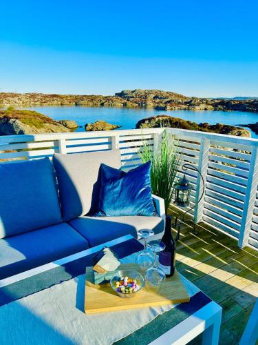 Havslottet på Feøy Havslottet på Feøy