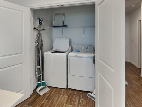 Breezy Villa Breezy Villa