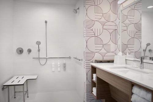 Home2 Suites By Hilton Lakeland North I-4 Home2 Suites By Hilton Lakeland North I-4