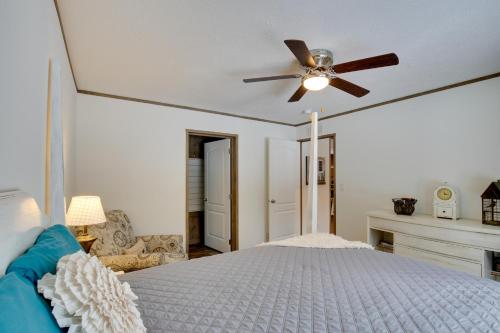 Chic Chetek Hideaway with Lake and Dock Access! - image 3