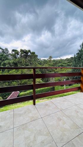 Casa na serra in Parque Rancho Alegre