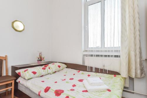 Historical Lion's Bridge 1-Bedroom Apartment by Flat Mаnager, Sofia (Foto 10)