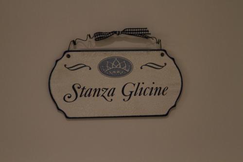 B&B I Propilei di San Girolamo - image 12