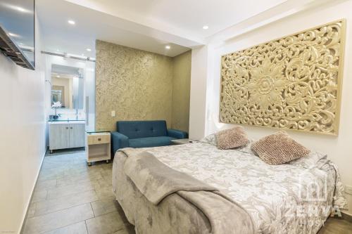 Recovery house by Zenya Host