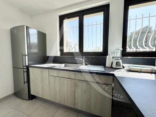 MAISON 3 CHAMBRES MONT SAINT CLAIR - image 3