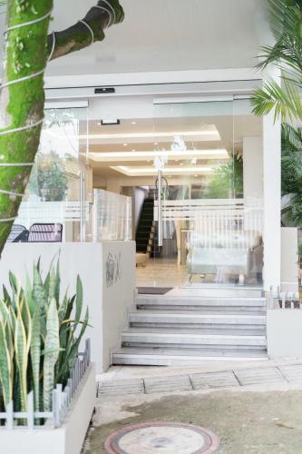 칼리 Recovery house by Zenya Host 4성급 호텔 수영장