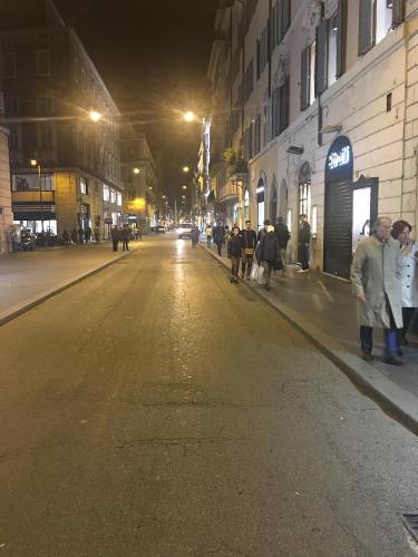 Condotti Apartment - image 9