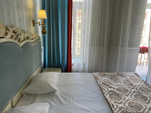 Royal Grand Hotel - image 4