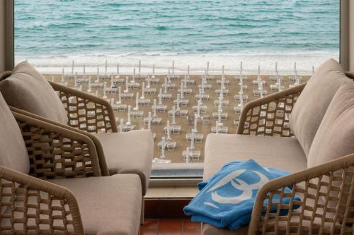 Suite with Sea View image 10