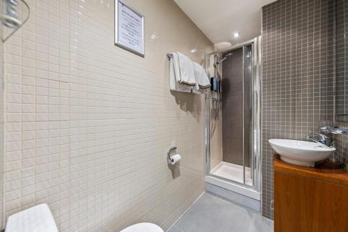 Vancouver Studios - image 11