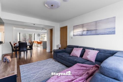 Suburb Retreat 6 Min To Airport , Large Driveway gîte à louer Best Western Belfry House Htl