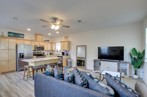 Downtown Pensacola Vacation Rental with Yard! in Westpointe Heritage