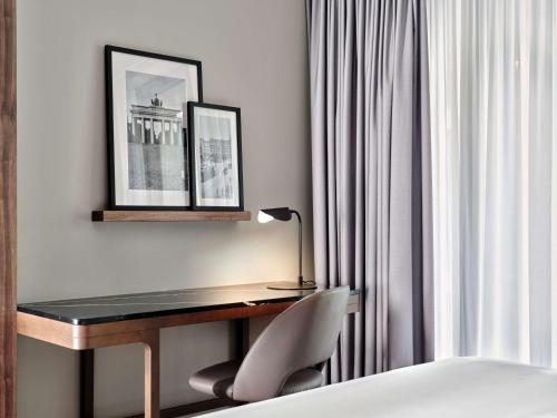 Radisson Blu Hotel Berlin - image 2