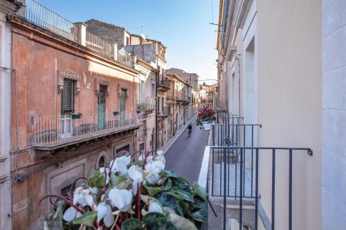 Ad Maiora - Design Rooms Room Type - Deluxe Double or Twin Room with Balcony