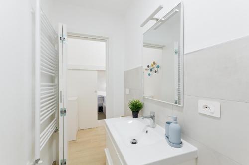 Two-Bedroom Apartment image 4