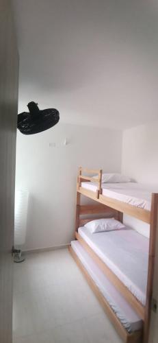 Vivienda rentada en Ricaurte, Colombia Ricaurte-Apartment in Girardot