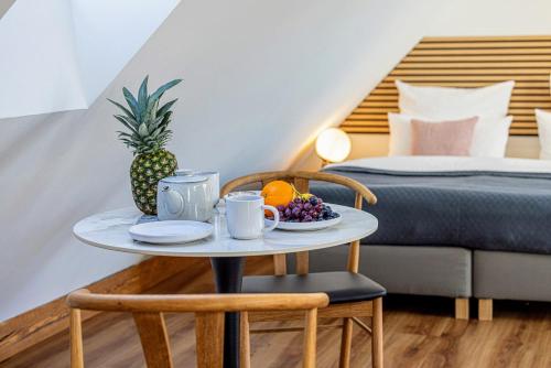 have-a-nice-Stay - helles Dachgeschoss, U-Bahn nach Hamburg 400m - Bäcker & Restaurants 500m - Lidl 800m - Zentrum 1,5km have-a-nice-Stay - helles Dachgeschoss, U-Bahn nach Hamburg 400m - Bäcker & Restaurants 500m - Lidl 800m - Zentrum 1,5km