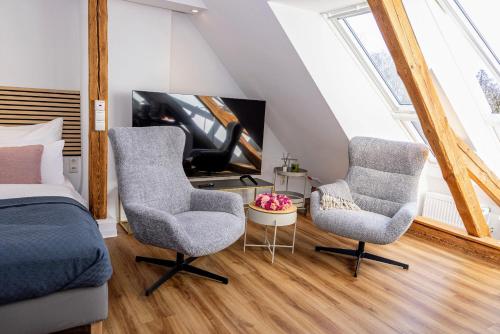 have-a-nice-Stay - helles Dachgeschoss, U-Bahn nach Hamburg 400m - Bäcker & Restaurants 500m - Lidl 800m - Zentrum 1,5km have-a-nice-Stay - helles Dachgeschoss, U-Bahn nach Hamburg 400m - Bäcker & Restaurants 500m - Lidl 800m - Zentrum 1,5km