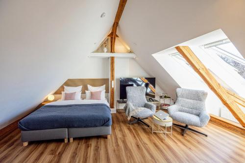 have-a-nice-Stay - helles Dachgeschoss, U-Bahn nach Hamburg 400m - Bäcker & Restaurants 500m - Lidl 800m - Zentrum 1,5km have-a-nice-Stay - helles Dachgeschoss, U-Bahn nach Hamburg 400m - Bäcker & Restaurants 500m - Lidl 800m - Zentrum 1,5km