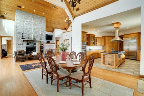 366 Shared Acres, Lake Access Ozark Getaway!