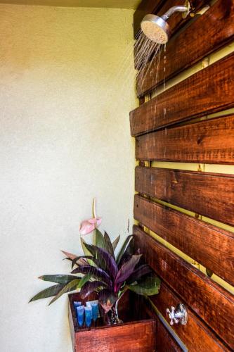 Piton View Apartment With Jeep Rental - GREAT COMBO DEAL- Explore St Lucia in โซเฟรียร์
