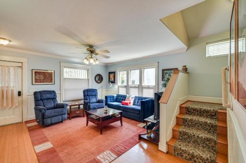 6 Blocks to SJSU Cozy Bungalow with Deck and Koi Pond 6 Blocks to SJSU Cozy Bungalow with Deck and Koi Pond