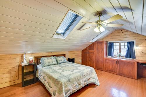 6 Blocks to SJSU Cozy Bungalow with Deck and Koi Pond 6 Blocks to SJSU Cozy Bungalow with Deck and Koi Pond