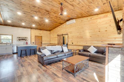 Near Hiking Trails: Mtn-View Haven in Englewood! in Englewood (TN)