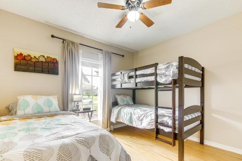 9 Mi to Clover Park Poolside Paradise!