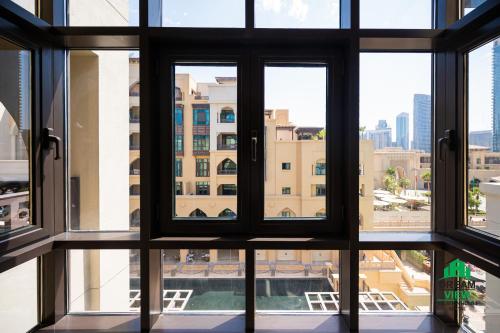 Souk Al Bahar View Burj Khalifa and Fountains - image 6