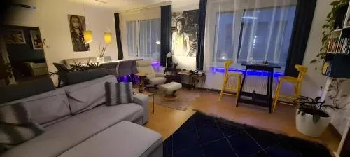 ArtApartment near Stephansplatz Stylish 2 Bedroom with AC in Wien, Österreich