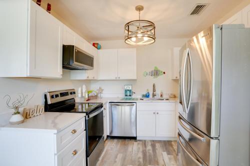 Townhome Near Hobe Sound Beach, Hiking & Golfing! in Hobe Sound