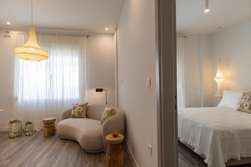 Votsala Deluxe & Modern Apartments in Piraeus Room Type - One-Bedroom Apartment with Balcony Votsala Deluxe & Modern Apartments in Piraeus Room Type - One-Bedroom Apartment with Balcony