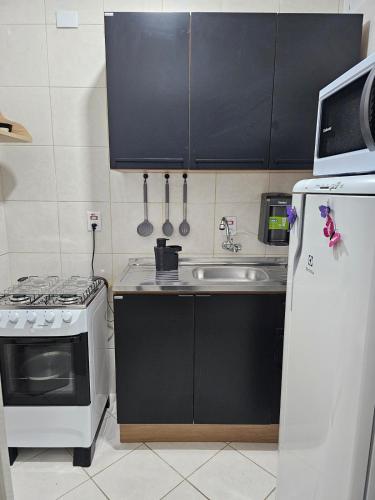 Konyha, Consulado Americano, Apartamento 40 metros do Consulado EUA Porto Alegre Com garagem in Porto Alegre Külváros