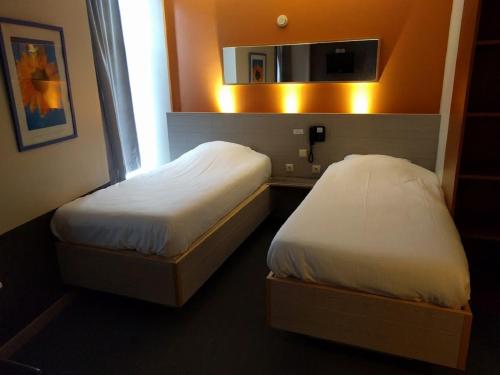 Canalview Hotel Ter Reien - image 11