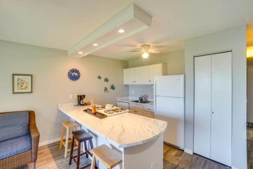 Oceanfront Molokai Shores Condo w/ Pool Access! in Kaunakakai (HI)