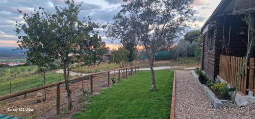 Las Traviesas CABAÑA (Las Traviesas CABANA) in Candeleda