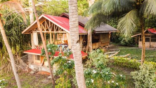 Dadatan Getaway in タリガット島