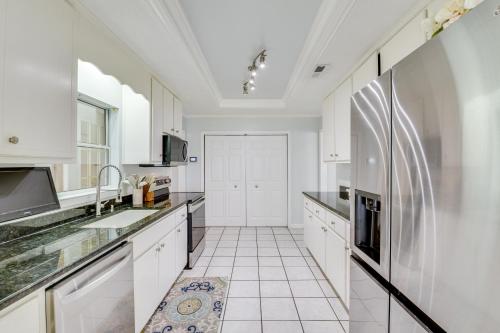 Boat Dock and Game Room Waterfront Panama City Gem in Other