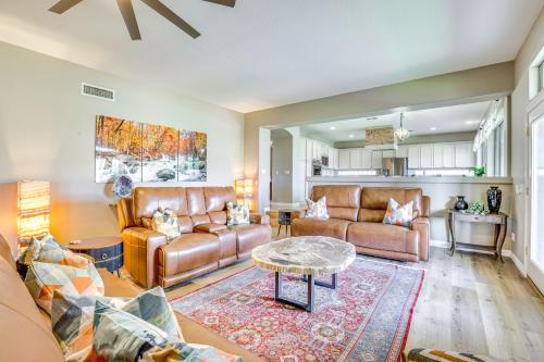 Luxe Mtn-View Mansion with Hot Tub in Phoenix! in Sonoran Foothills