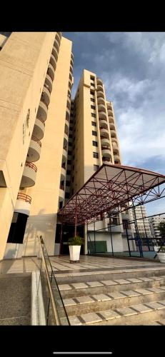 APARTAMENTO Con Piscina, Cancha de Tenis y Parque Niños