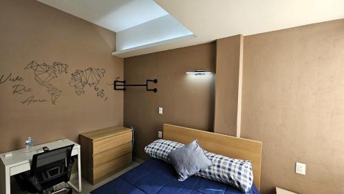 A11 EXECUTIVE SUITE at IZCALLI - TEPOTZOTLAN Families, Tourists & Travelers Choice Students Companies Executives WELCOME!!! 5min Izcalli-15min Esmeralda-20min Sátelite-25min AIFA